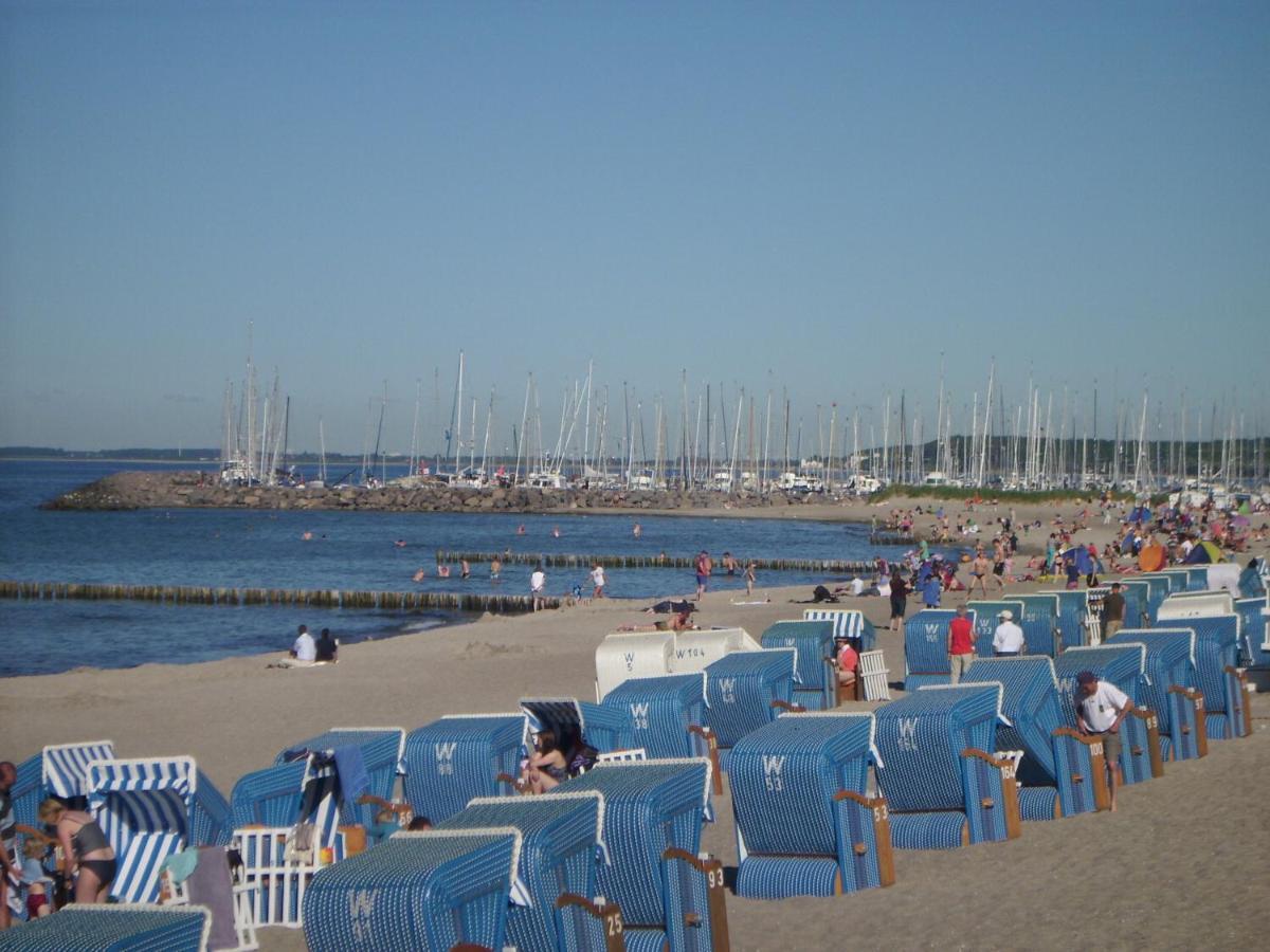Ferienwohnung Dein Ostseetrip Ostseebad Kühlungsborn エクステリア 写真